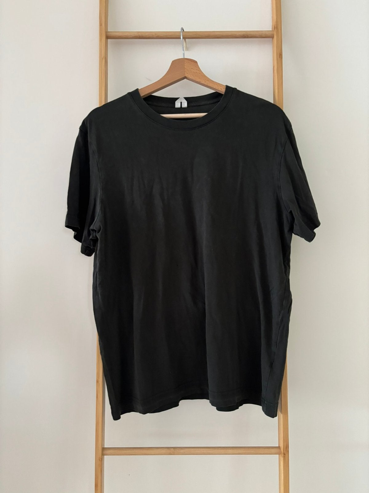 Donkergroen basic t shirt Arket, Kleding | Dames, Maat 38/40 (M), Ophalen of Verzenden, Zo goed als nieuw, Korte mouw