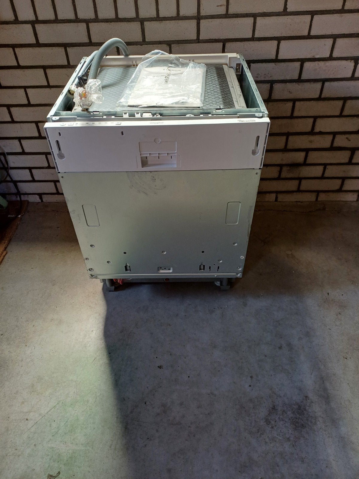 Whirlpool WI 3010 Vaatwasser - Inbouw, voor onderdelen, Witgoed en Apparatuur, Vaatwasmachines, Ophalen, Inbouw, 85 tot 90 cm