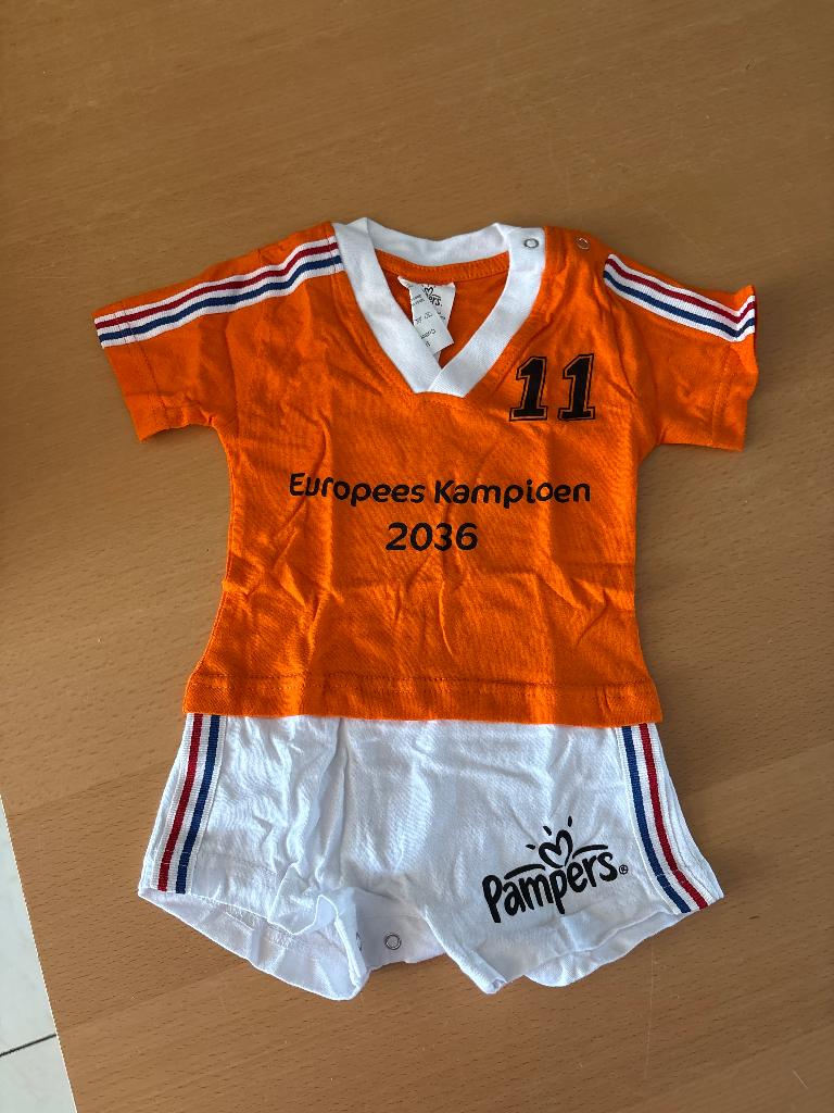 Oranje of Nederlands elftal rompertje 74 - 80, Ophalen, Nieuw, Jongetje of Meisje, Nacht- of Onderkleding