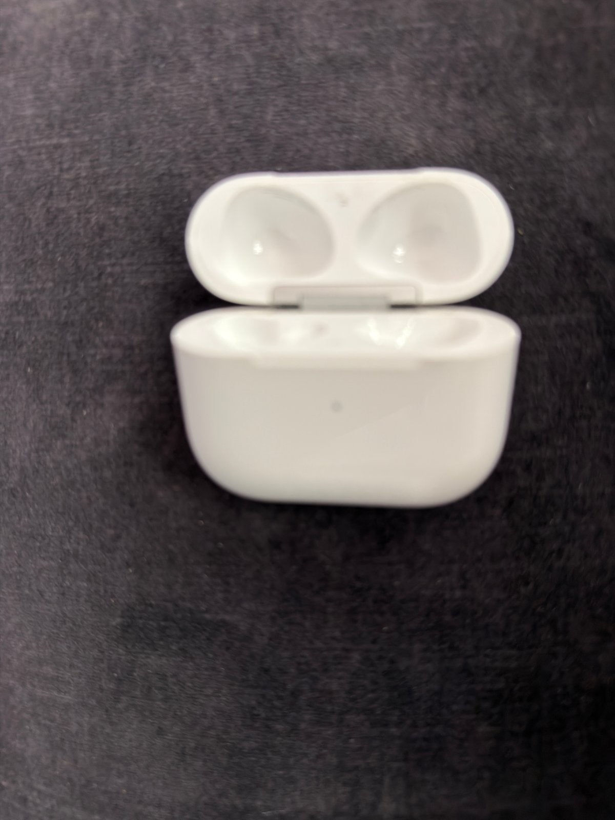 Apple AirPods Oplaadcase (zonder oortjes), In-ear, Gebruikt, Draadloos opladen, Ophalen of Verzenden