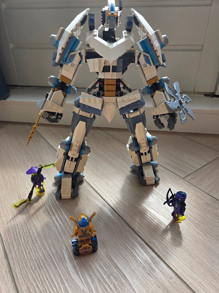 LEGO NINJAGO Ninja Ultra-Combomecha (71738), Ophalen of Verzenden, Zo goed als nieuw, Inclusief minifiguren