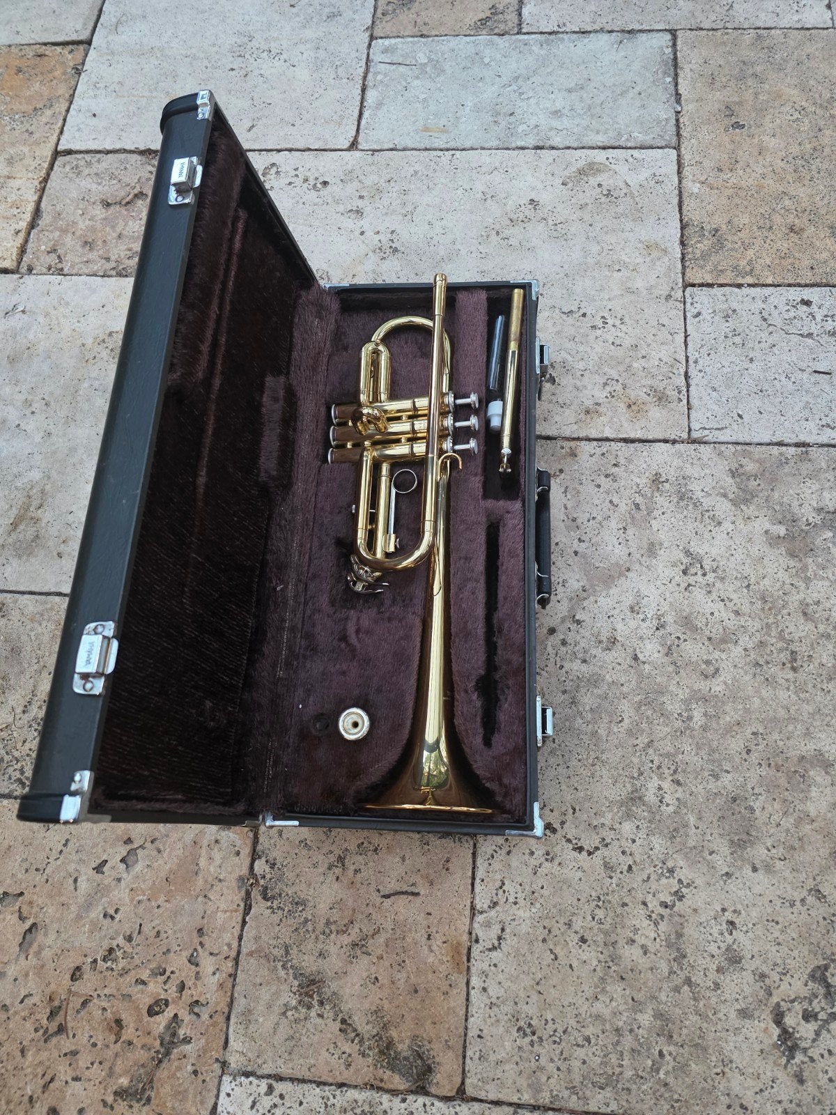 Yamaha YTR2435 Trompet - Ideaal voor beginners, Ophalen of Verzenden, Zo goed als nieuw, C-trompet