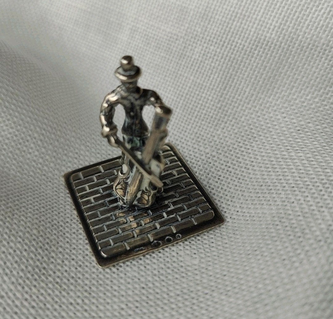 Zilveren Miniatuur Beeldje: Straatmuzikant, Ophalen of Verzenden