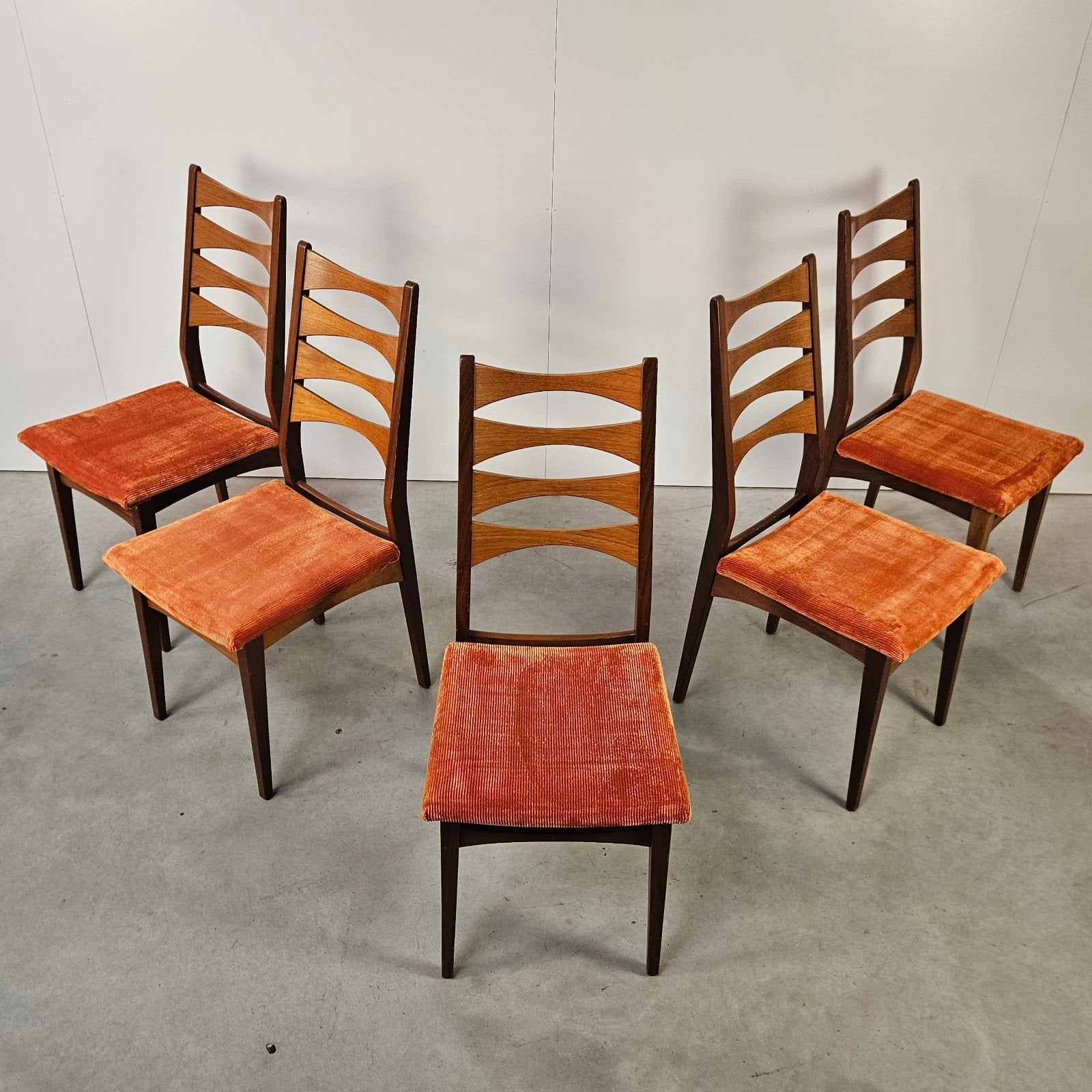 Vintage set stoelen, oranje ribstof, Hout, Gebruikt, Overige kleuren, Vintage