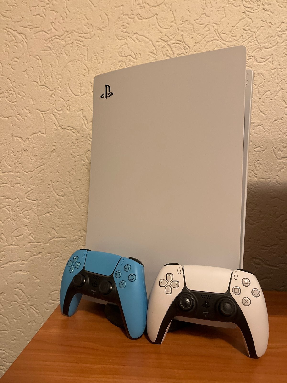 PlayStation 5 Digital Edition met 2 controllers, Spelcomputers en Games, Ophalen, Zo goed als nieuw, Playstation 5 Digital