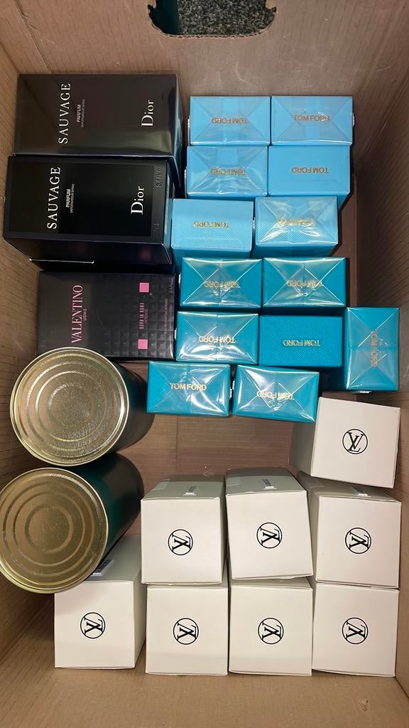 (32 st) Partij niche parfums verschillende merken en soorten, Ophalen of Verzenden, Nieuw
