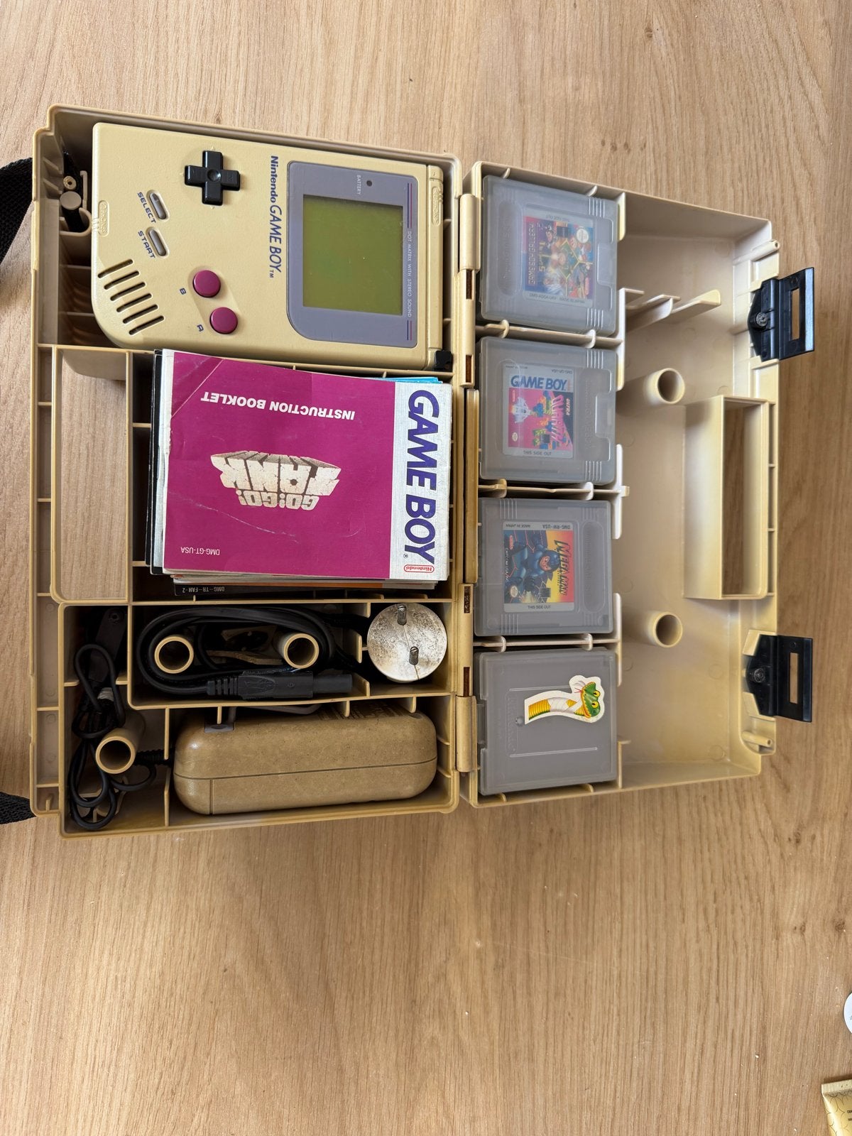 Vintage Nintendo Game Boy Classic met 13 spellen en case, Spelcomputers en Games, Gebruikt, Overige genres, 1 speler, Ophalen of Verzenden