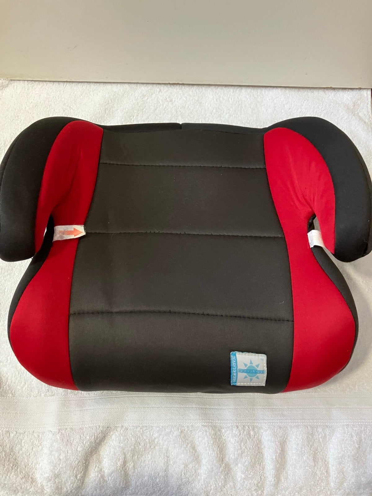 Kinderzitje/ Stoelverhoger Rood/Zwart 15-36 kg, Overige merken, Autogordel, 15 t/m 36 kg, Ophalen of Verzenden