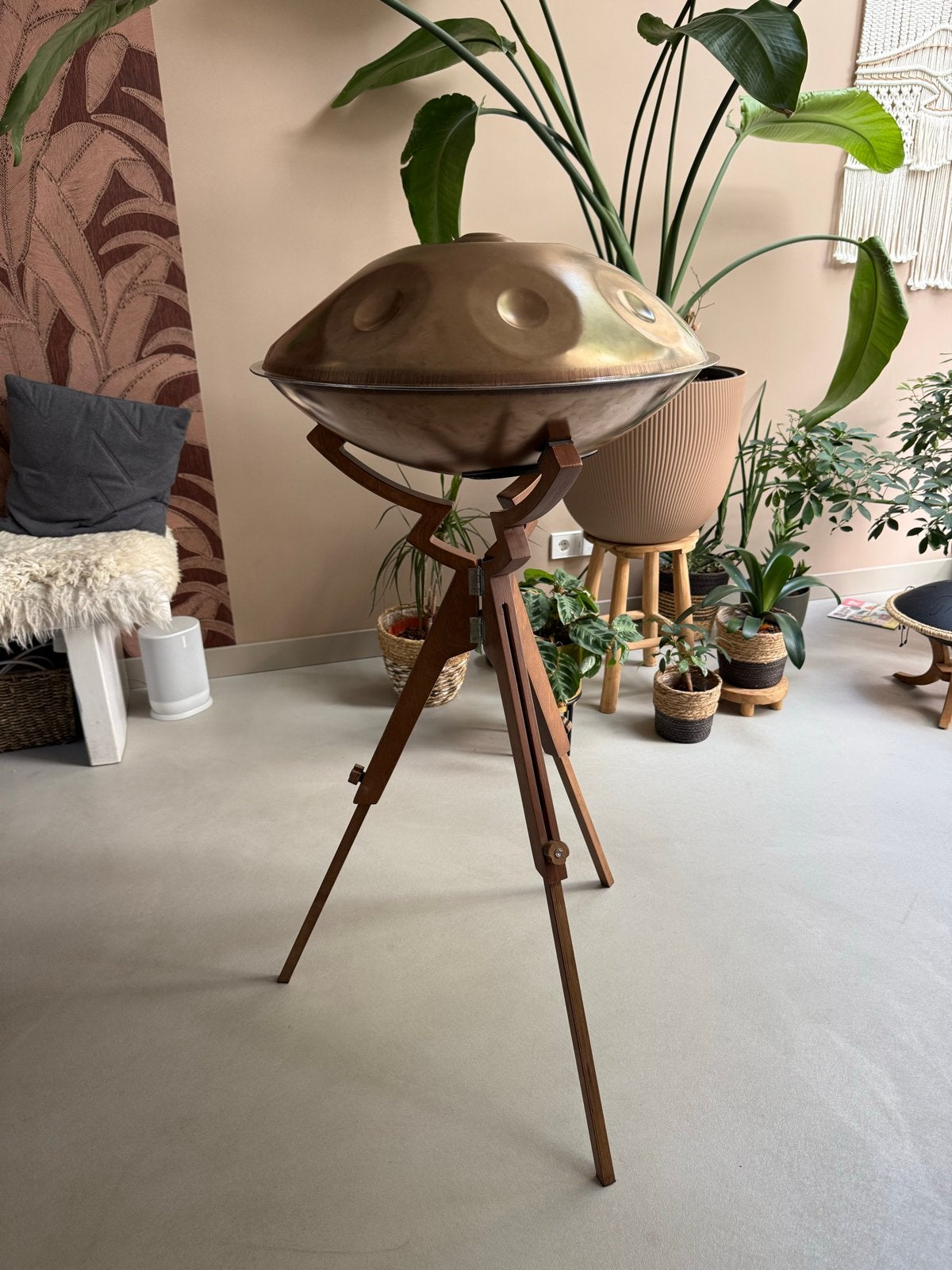 Verstelbare en opklapbare houten handpan standaard, Ophalen of Verzenden, Zo goed als nieuw