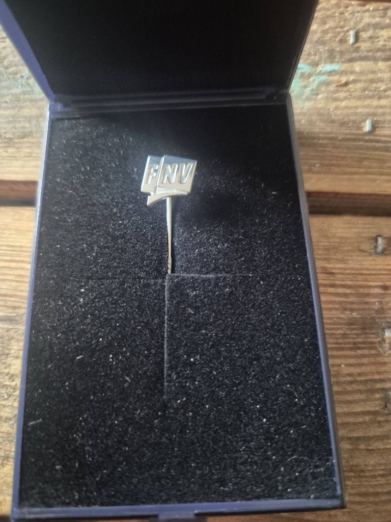Zilver fnv speldje, Ophalen of Verzenden, Nieuw, Overige onderwerpen, Speldje of Pin
