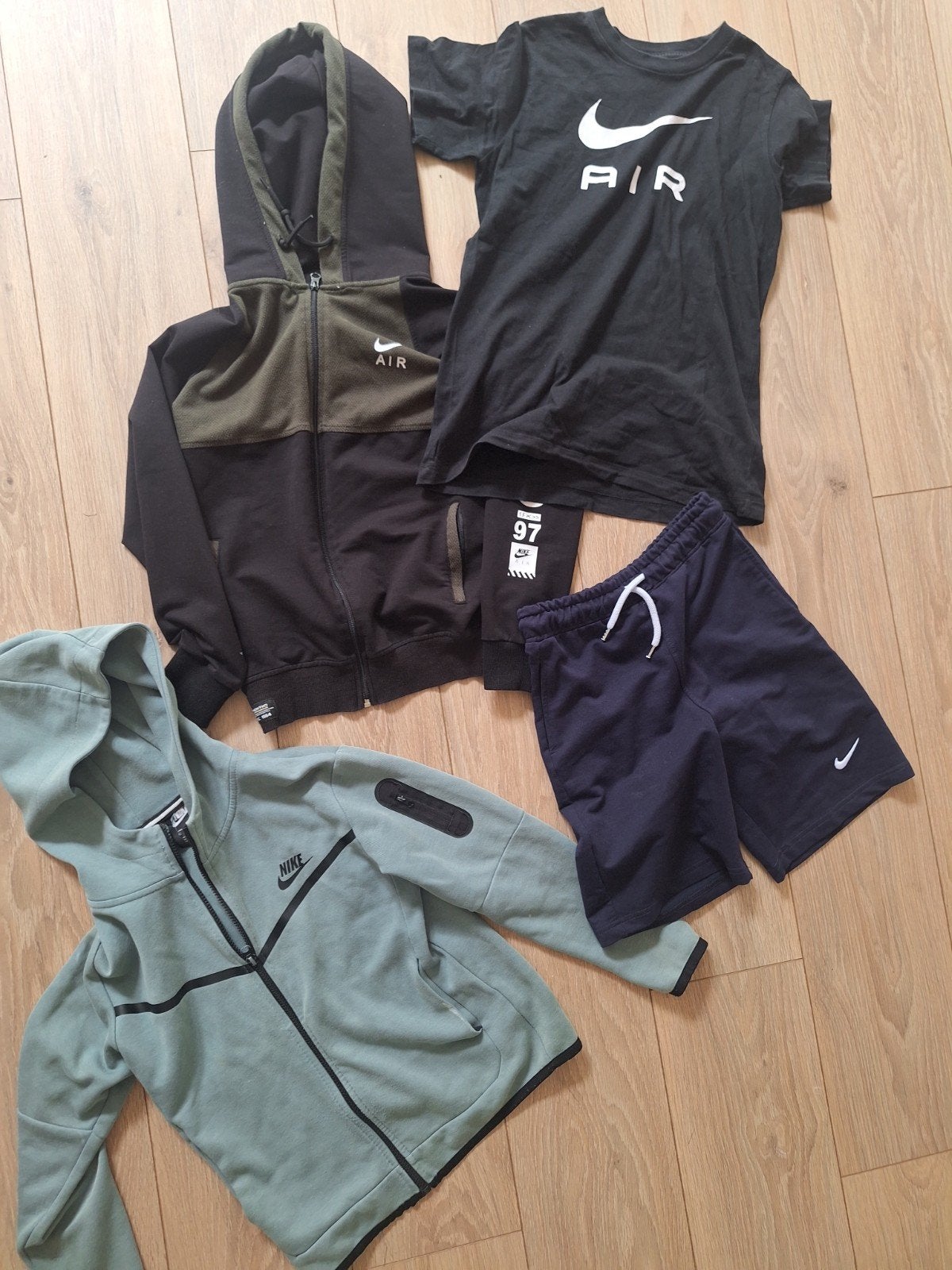 Nike pakket, 4 stuks, valt als 152, Kinderen en Baby's, Kinderkleding | Maat 152, Ophalen of Verzenden, Jongen, Broek