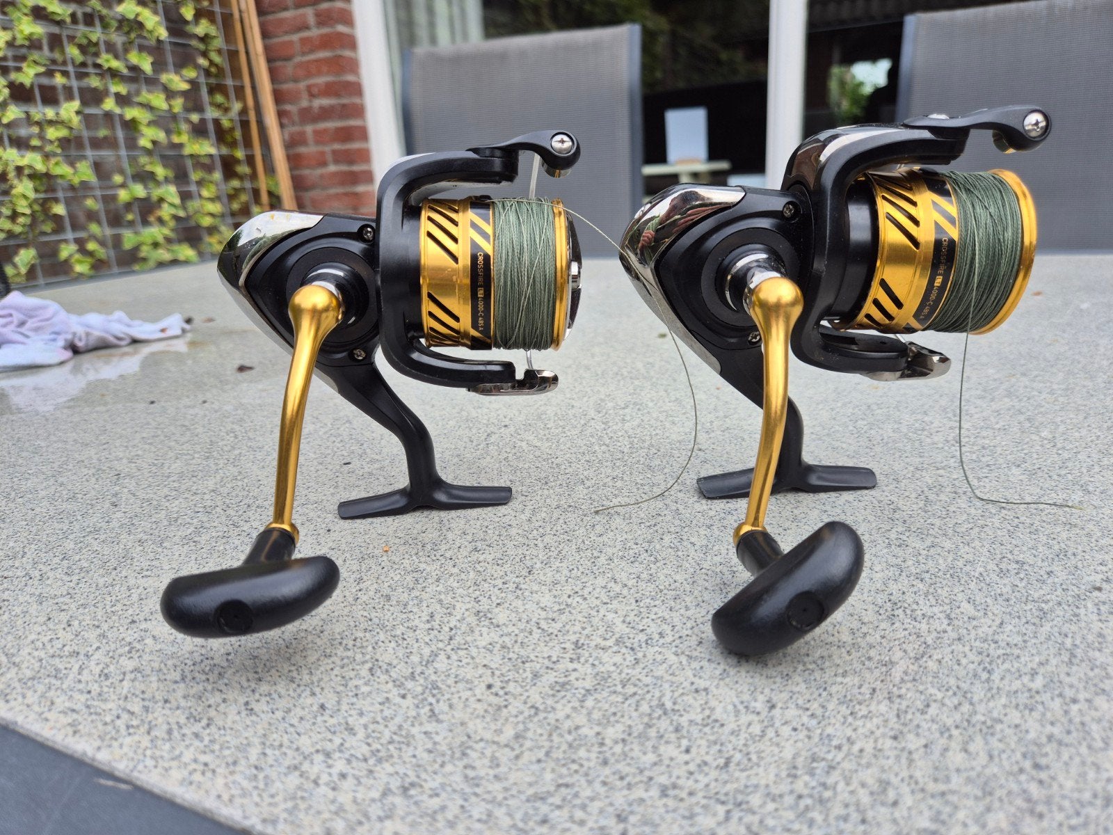 2x Daiwa Crossfire LT 4000-C vismolens, Ophalen of Verzenden, Zo goed als nieuw, Molen