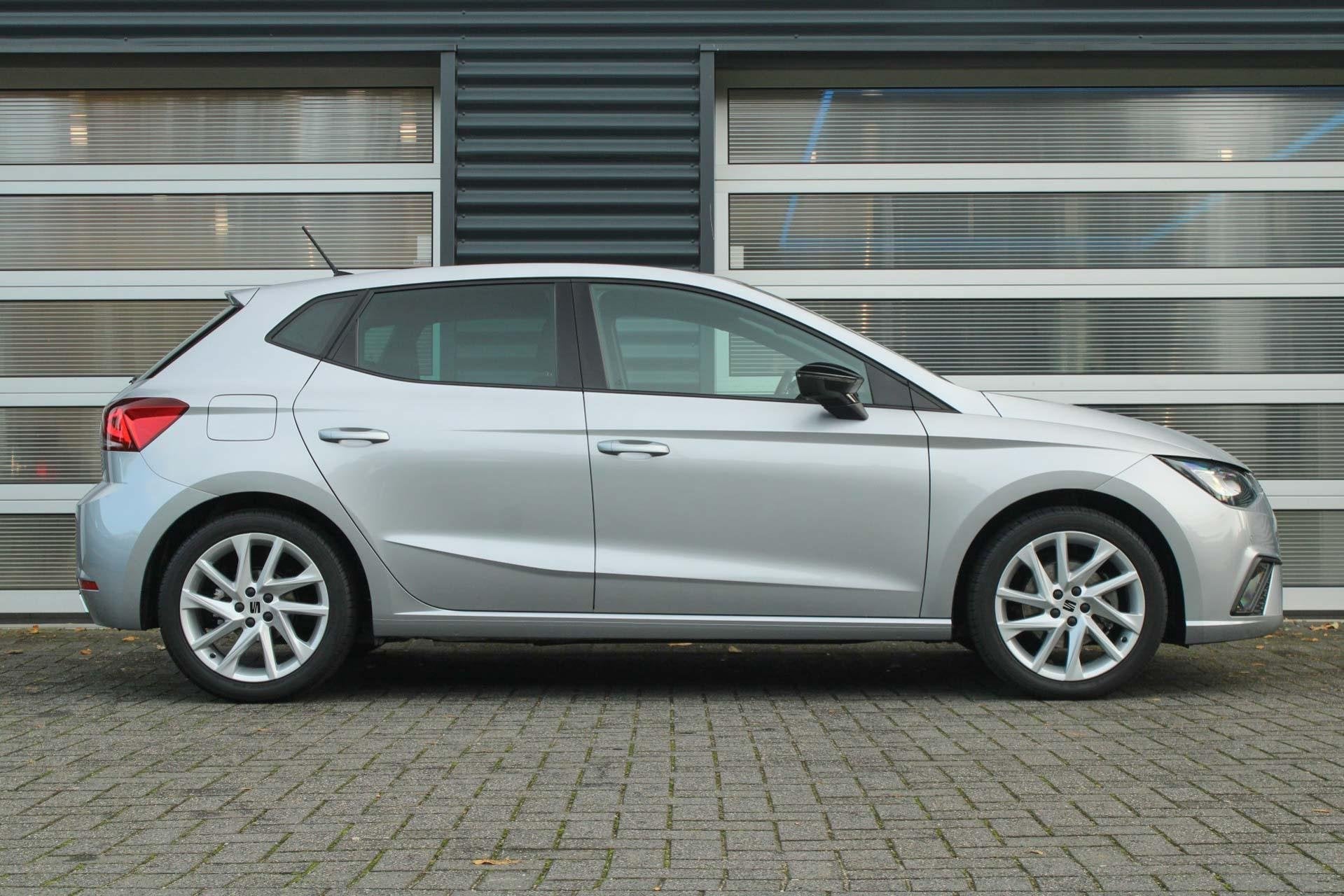 SEAT Ibiza 1.0 EcoTSI 110pk FR Business Intense | Stoelverwa, Auto's, Voorwielaandrijving, 12 maanden, 580 kg, Alcantara