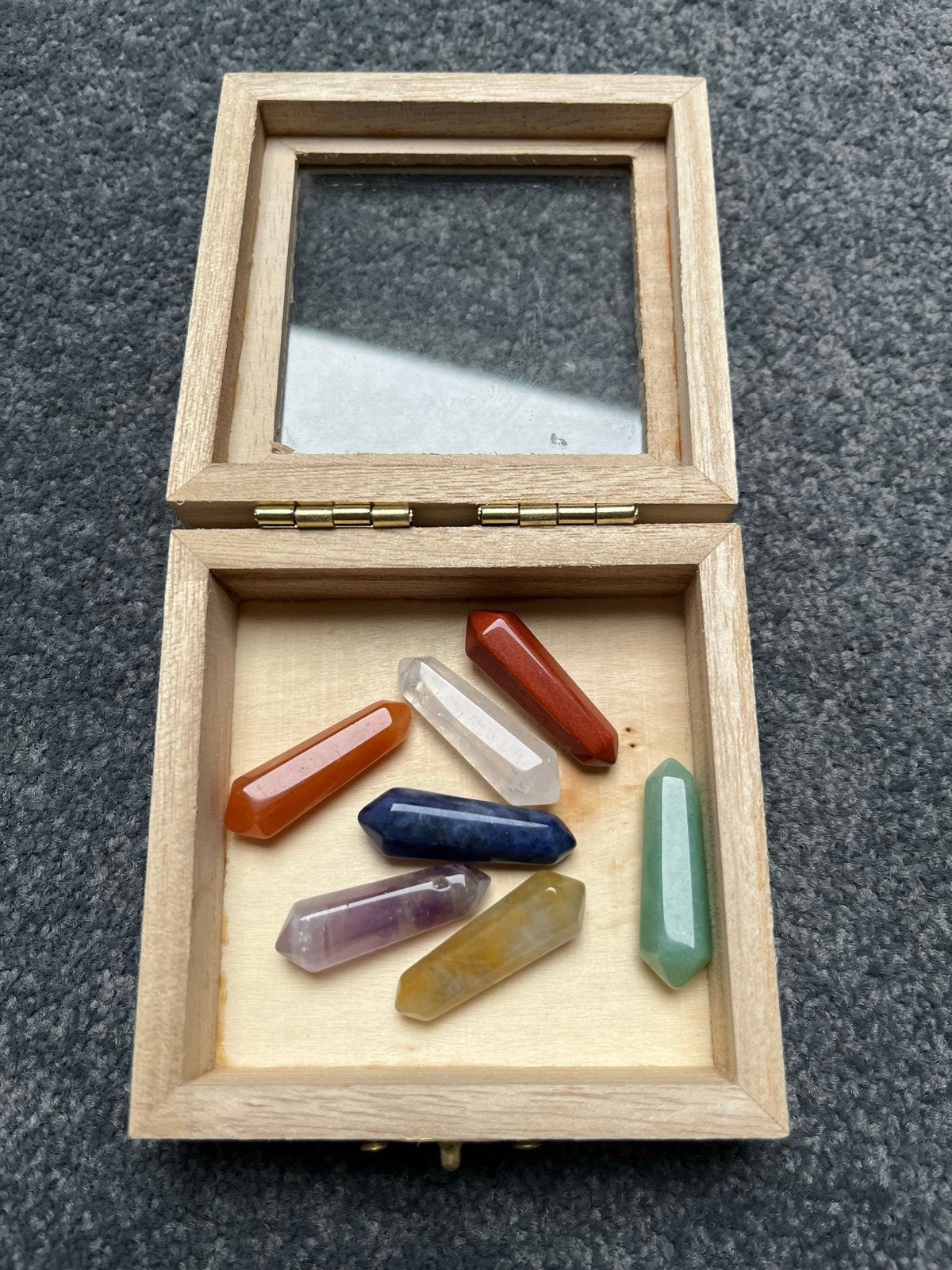 Set van 7 Chakra dubbeleinders Edelstenen in Houten Kistje, Ophalen of Verzenden, Zo goed als nieuw