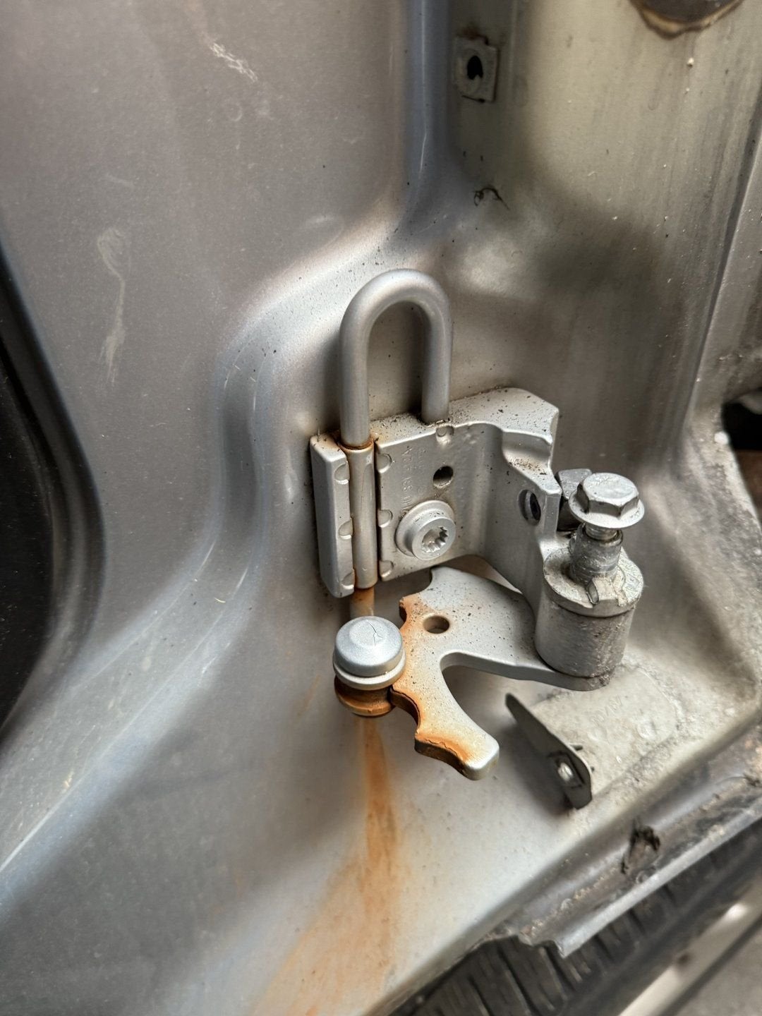 Volkswagen T5 T6 deur scharnieren, Gebruikt, -, -, Ophalen of Verzenden