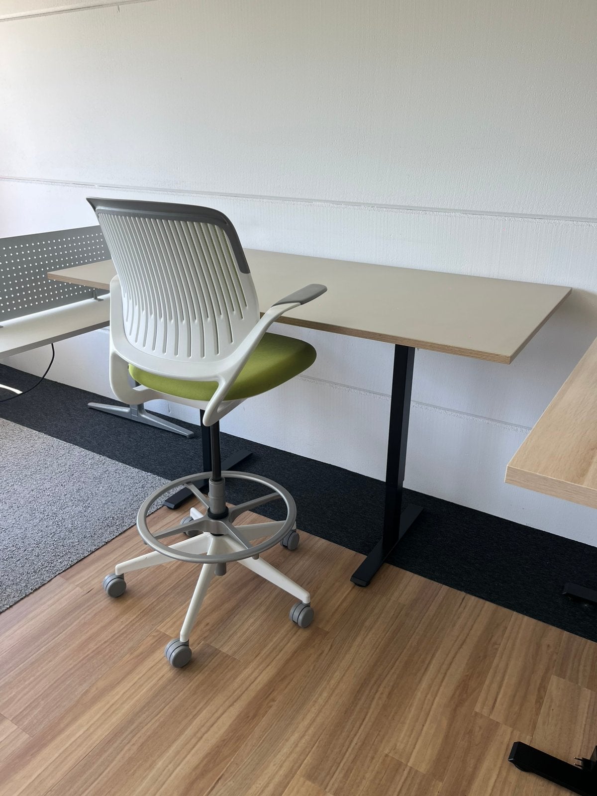 Nieuw zit-sta bureau elektrisch, garantie, Ophalen, Geen, Huismerk, Nieuw