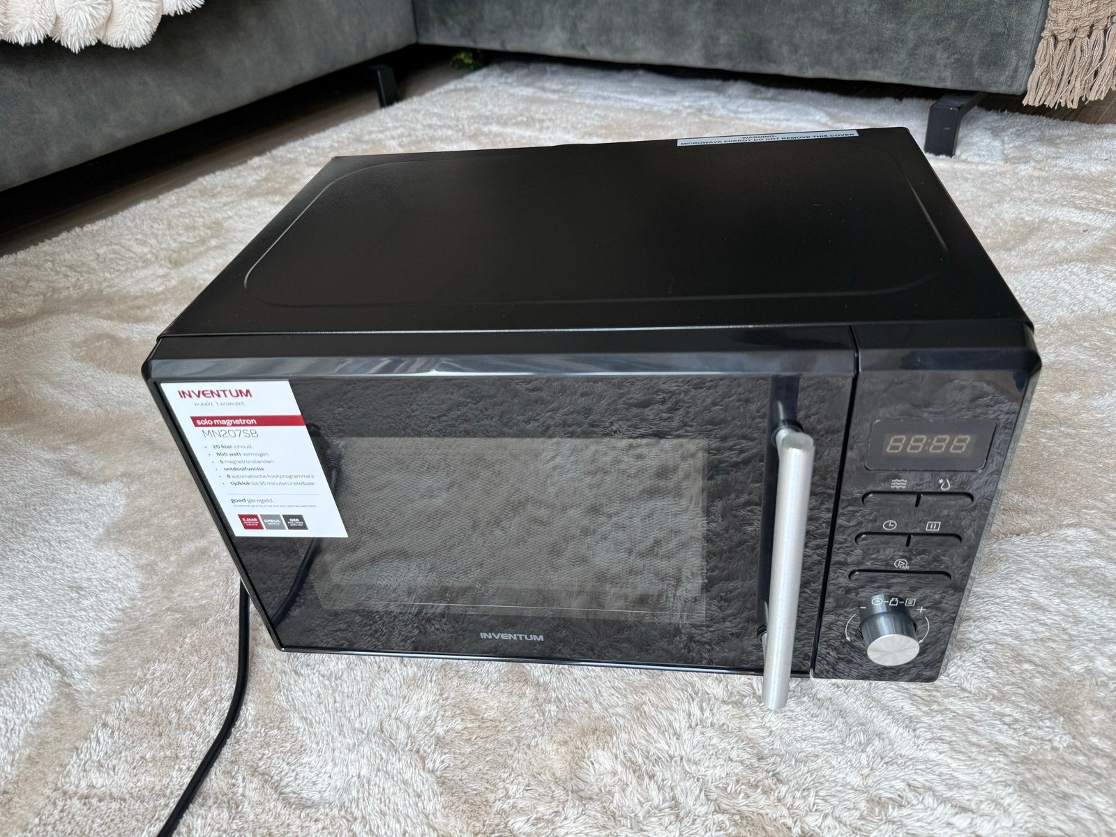 Inventum MN207SB Solo Magnetron - Zo goed als nieuw, Witgoed en Apparatuur, Ophalen, Minder dan 45 cm, Draaiplateau, Vrijstaand