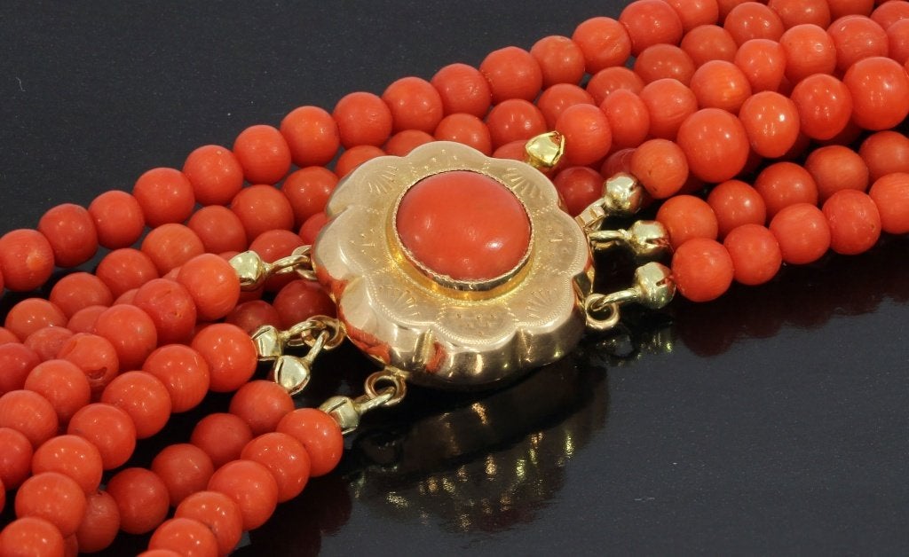 Bloedkoraal fraai antieke ketting 14k slot goud dame vintage, Ophalen of Verzenden, Goud, Ketting, Met edelsteen
