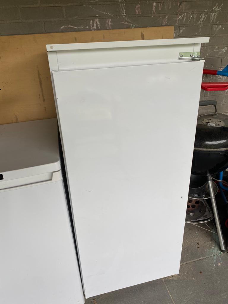 Whirlpool inbouwkoelkast 110cm, Gebruikt, 200 liter of meer, 45 tot 60 cm, Met vriesvak