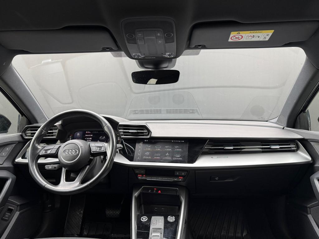 Audi A3 Sportback 35 TFSI S edition El.Stoelen El.Achterklep, Stof, 4 cilinders, 150 pk, Zwart