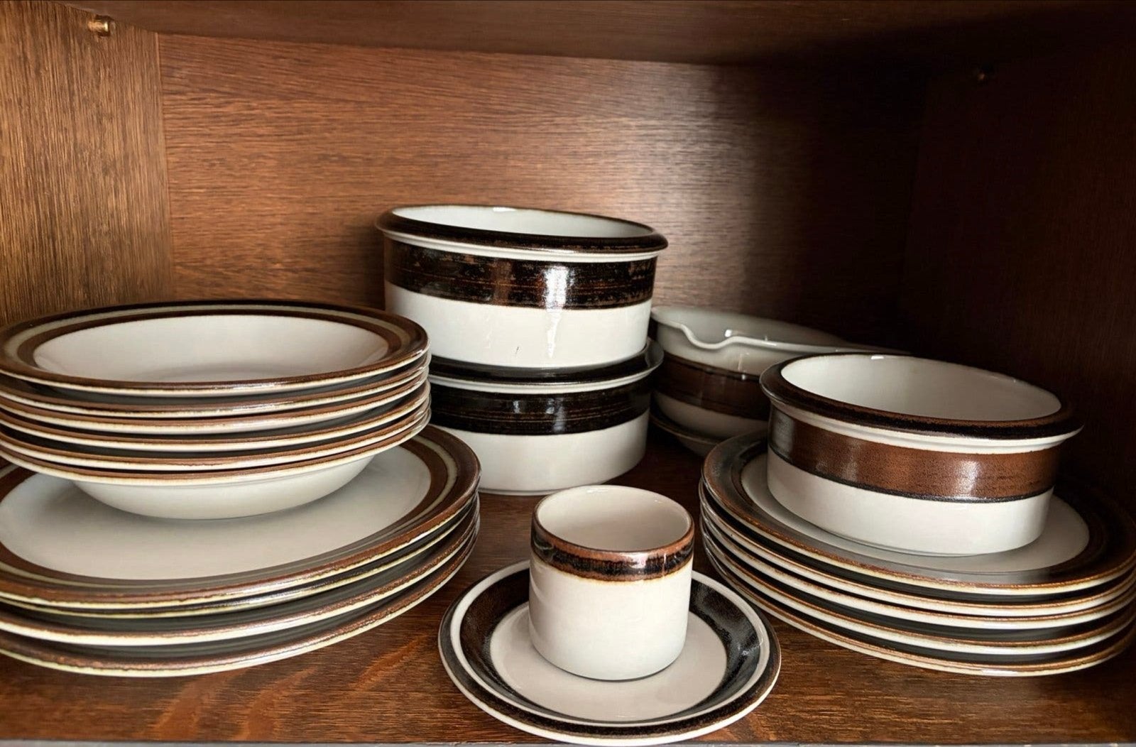 Vintage Arabia Karelia Servies - 22-delig, Ophalen