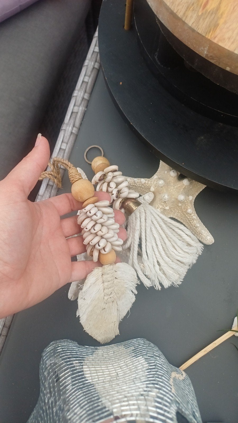 2 Decoratieve schelpenhanger met kwastjes, Huis en Inrichting, Beige, Boho, Ophalen of Verzenden, Zo goed als nieuw