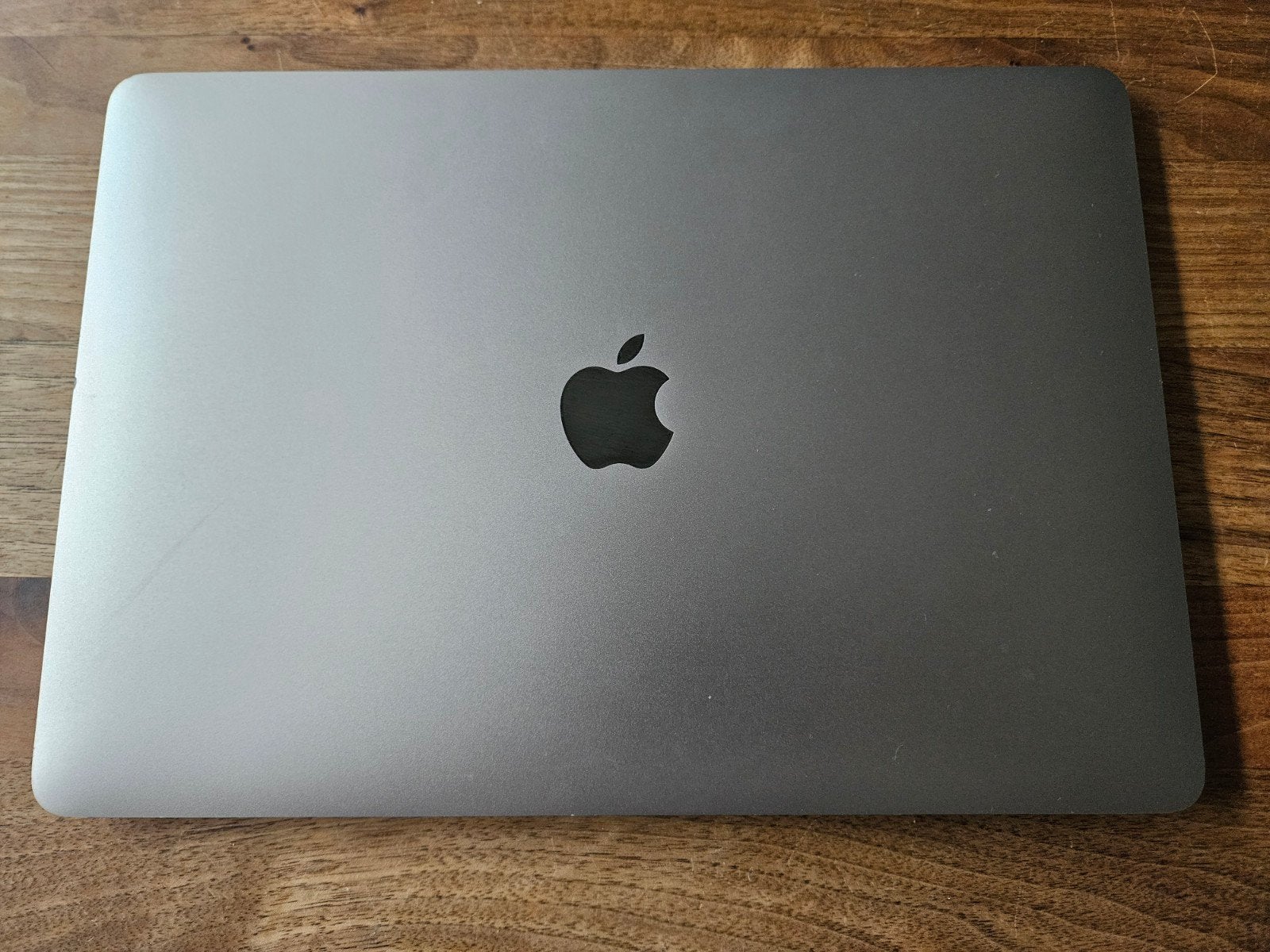 Foto 2 van MacBook Air M1 (2020) | 10-core CPU | 16GB RAM | 1TB SSD