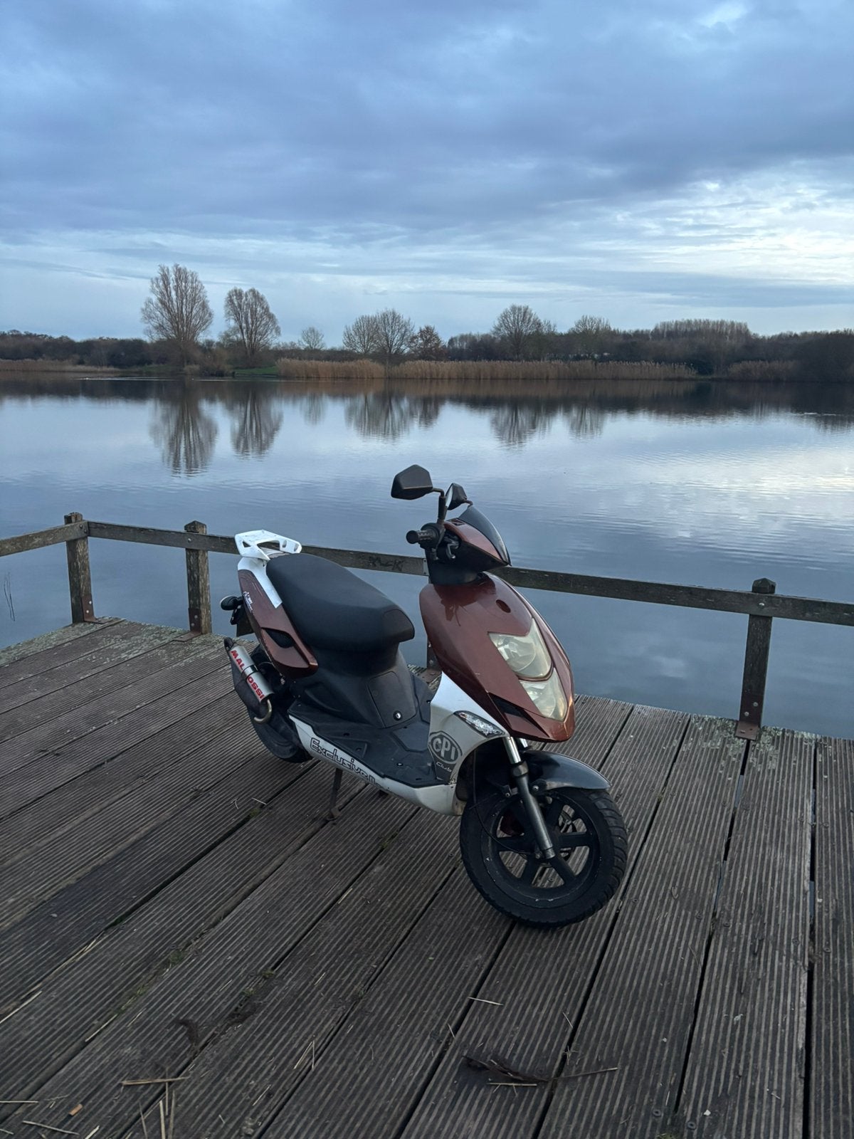 Mooi nette 2 tskt scooter ruilen kan ook, Ophalen, Tweetakt, Gebruikt, 50 cc
