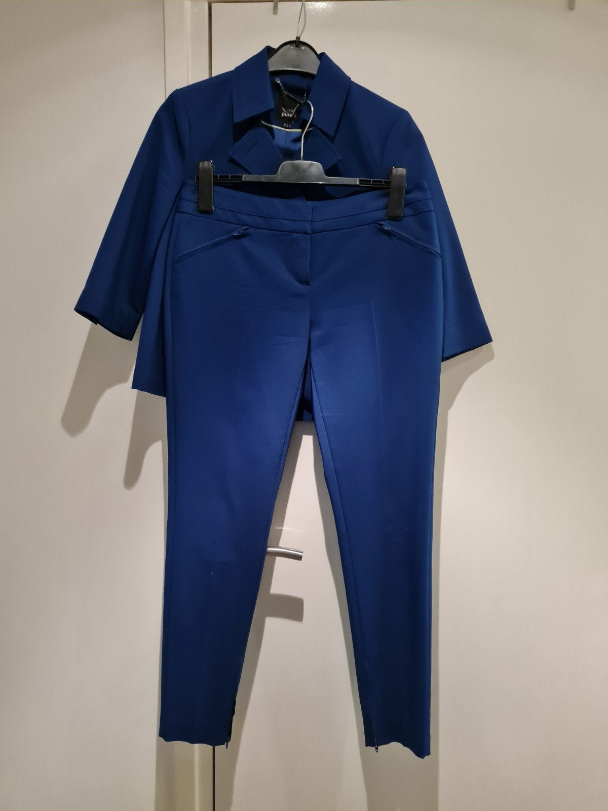 Prachtig koningsblauw damespak - Yessica Pure, Maat 38/40 (M), Kostuum of Pak, Blauw, Zo goed als nieuw