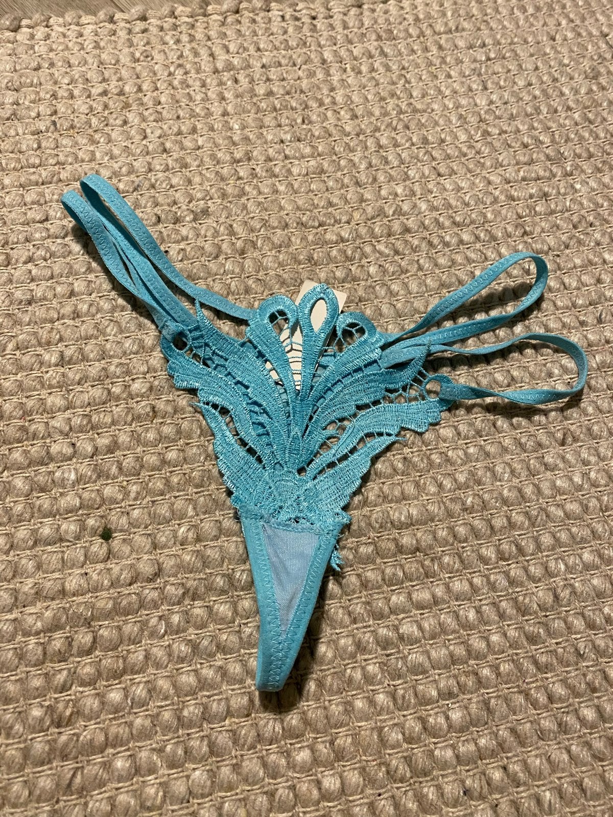 Turquoise kanten string van SAQEEL, Ophalen of Verzenden, Blauw, String