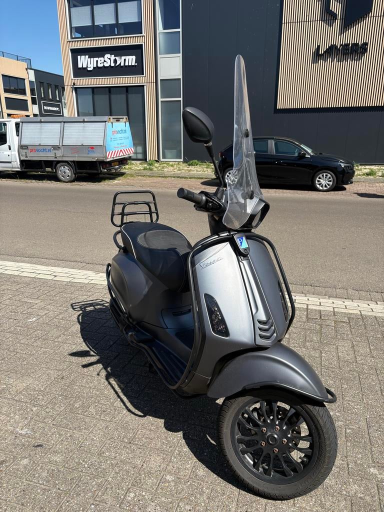 Vespa Sprint 2018 MOET WEG, Fietsen en Brommers, Scooters | Vespa, Ophalen, Gebruikt, Overige modellen, Benzine