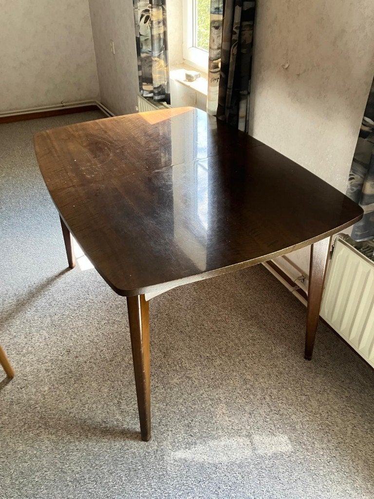 Houten tafel zowel geschikt als bureau tafel als keukentafel, Huis en Inrichting, Tafels | Eettafels, Ophalen, Gebruikt, 50 tot 100 cm