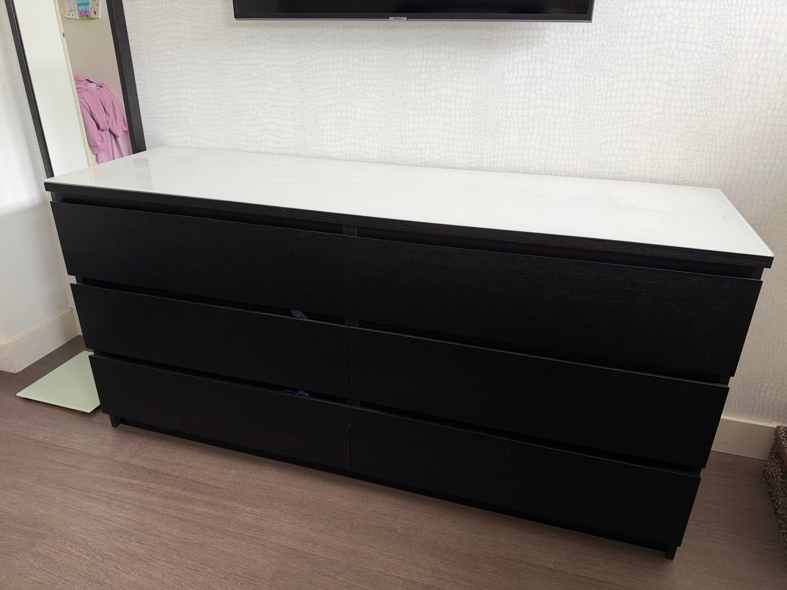 IKEA Malm Commode met melkglasplaat - Zwart, Ophalen, Gebruikt, 100 cm of meer, Minder dan 50 cm