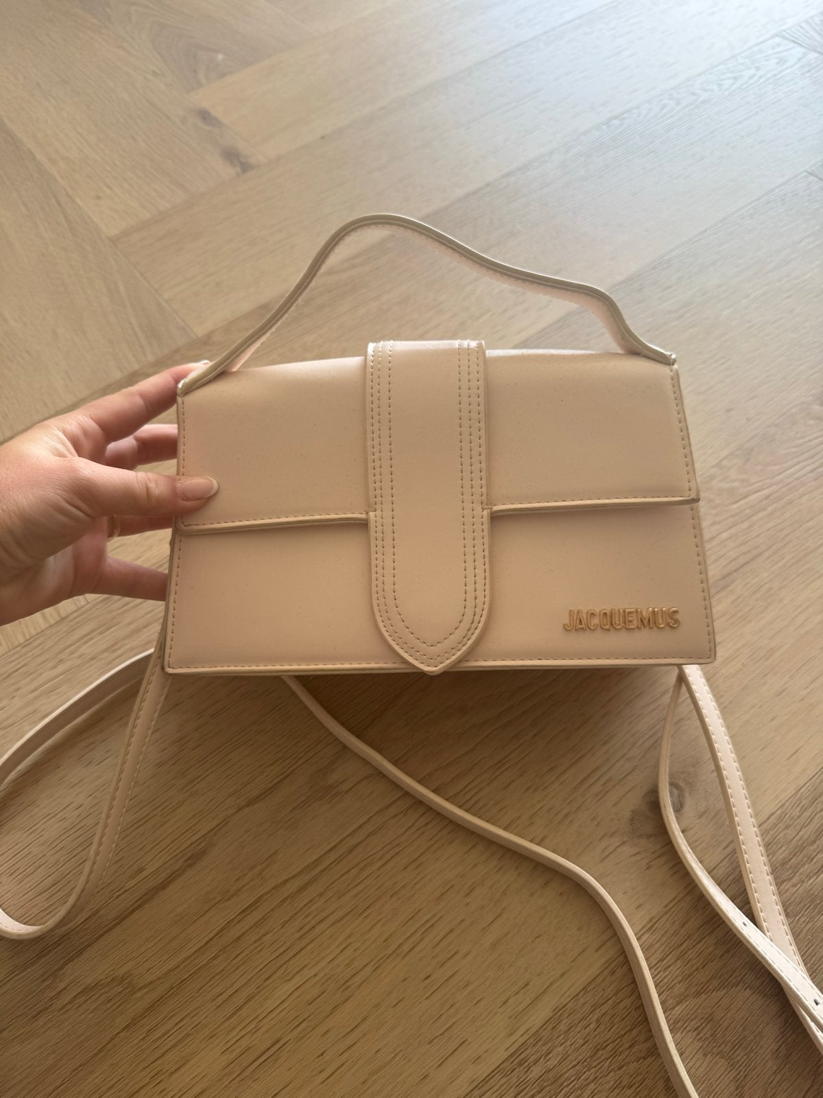 Jacquemus Le Chiquito tas - Beige, Ophalen of Verzenden, Zo goed als nieuw, Beige, Schoudertasje