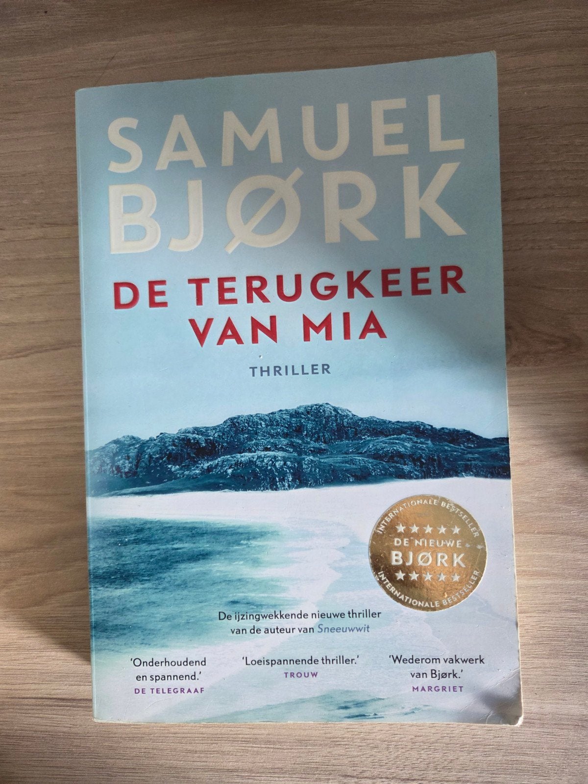 Samuel Bjørk - De Terugkeer van Mia (Thriller), Ophalen of Verzenden, Zo goed als nieuw, Samuel Bjørk, Scandinavië