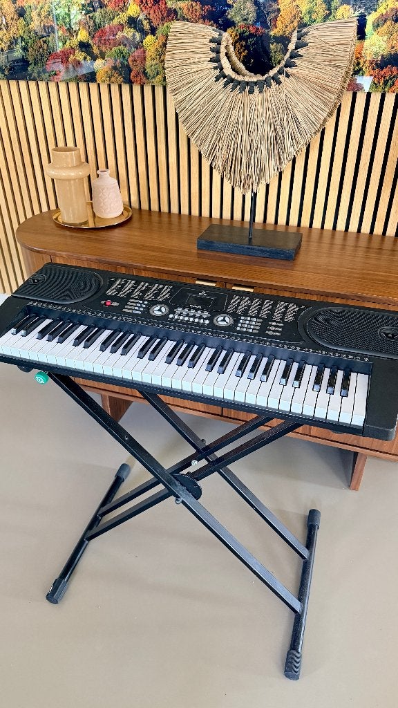 Fazley FKB-050 elektronisch keyboard, Muziek en Instrumenten, Keyboards, Overige aantallen, Zo goed als nieuw, Met standaard, Ophalen