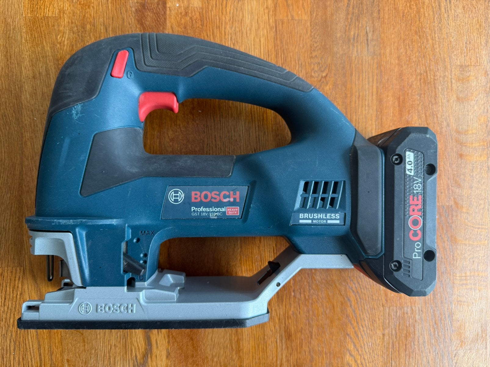 Bosch Professional GST18V-155-BC heavy duty decoupeerzaag, Ophalen of Verzenden, Zo goed als nieuw, Minder dan 600 watt, Decoupeerzaag