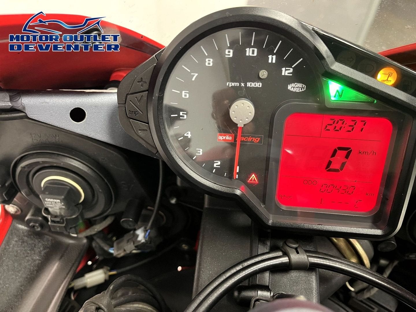Prachtige APRILIA RSV MILLE 1000 (bj 2004), 2 cilinders, Motorrijbewijs A, Bedrijf, Onbekend