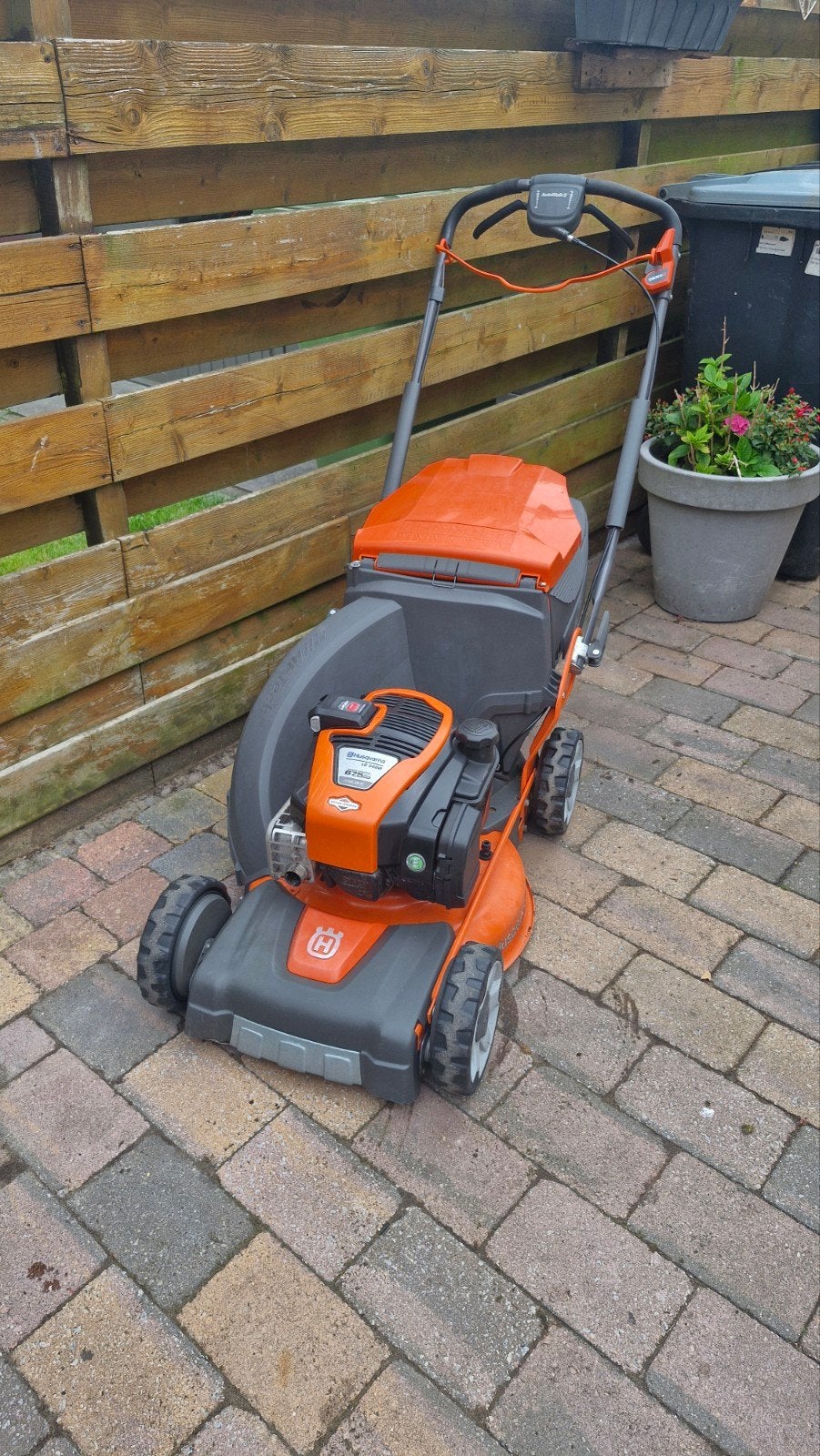 husqvarna aangedreven motormaaier electrische start, Tuin en Terras, Grasmaaiers, Ophalen, 50 cm of meer