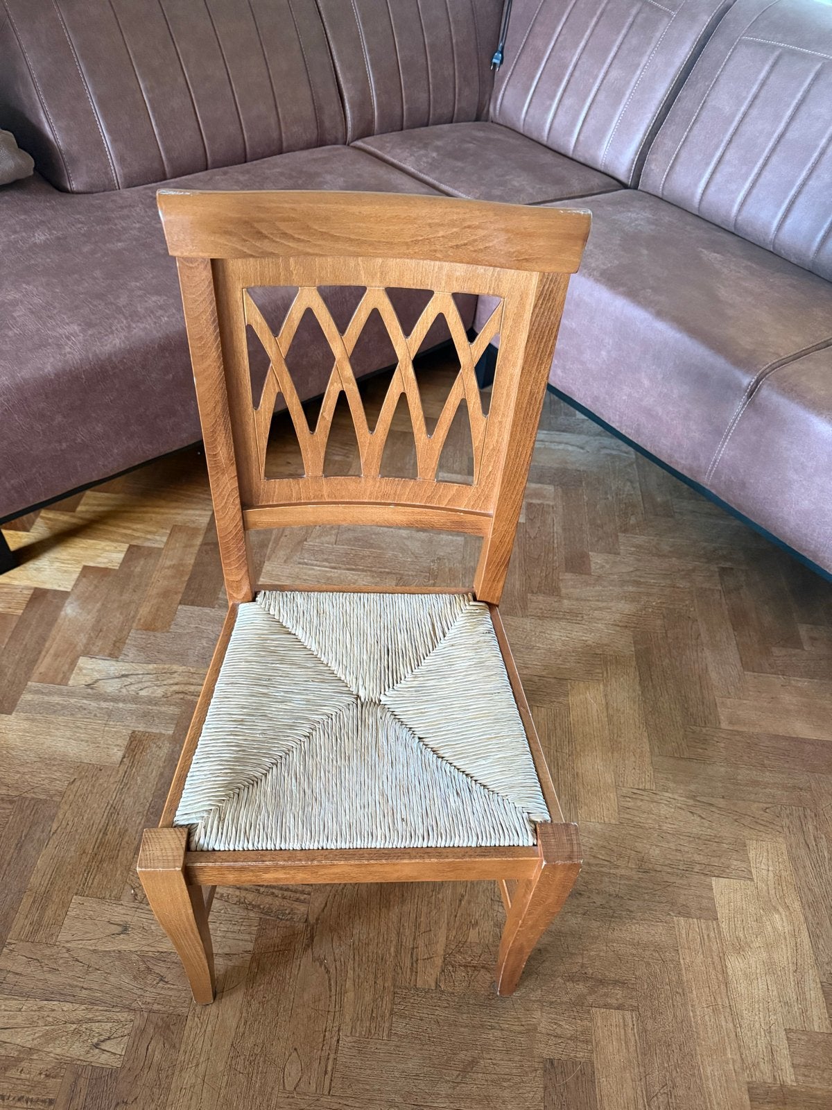 Berloni Italiaanse eetkamerstoelen - Noten massief hout, Huis en Inrichting, Ophalen, Gebruikt, Bruin, Vier