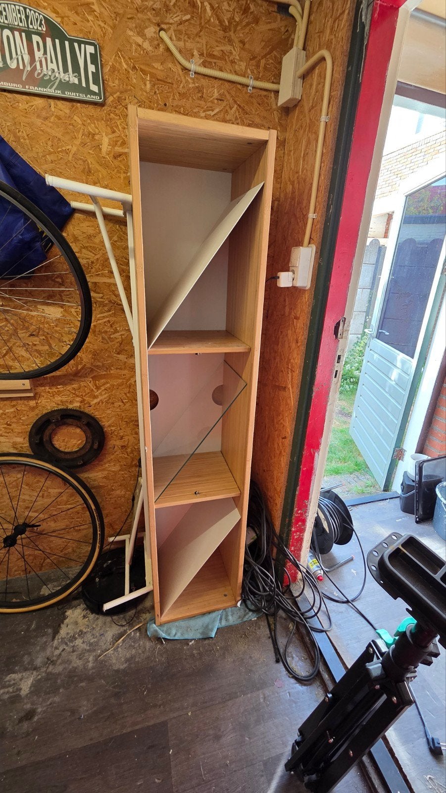 GRATIS IKEA TV meubel, Huis en Inrichting, Kasten | Boekenkasten, Met plank(en), Minder dan 50 cm, Gebruikt, Modern, Speels
