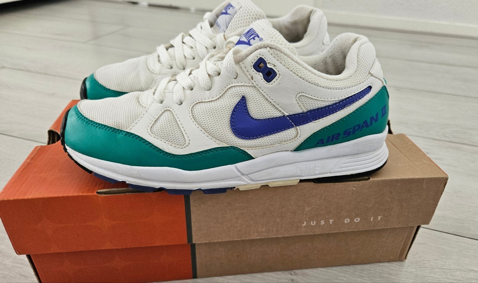 Nike Air Span II Neptune Green / Persian Violet maat 42, Wit, Nike Air, Ophalen of Verzenden, Sneakers of Gympen