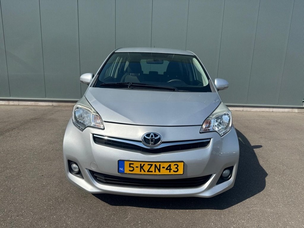 Toyota Verso-S 1.3 VVT-i Aspiration CAMERA | AIRCO | NAP !, Auto's, Toyota, Automaat, Euro 5, 4 cilinders, Start-stop-systeem