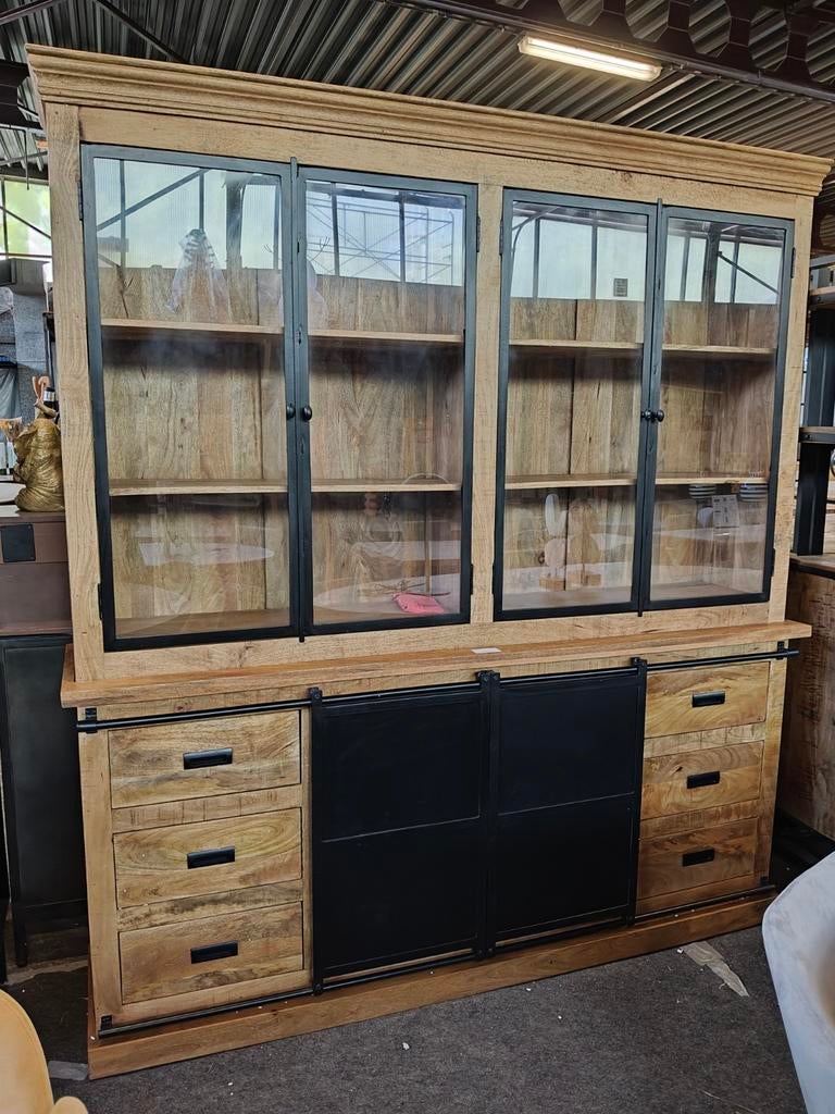 Buffetkast Mangohout met Glazen Deuren en Schuifdeuren, Huis en Inrichting, Ophalen, Nieuw, Hout