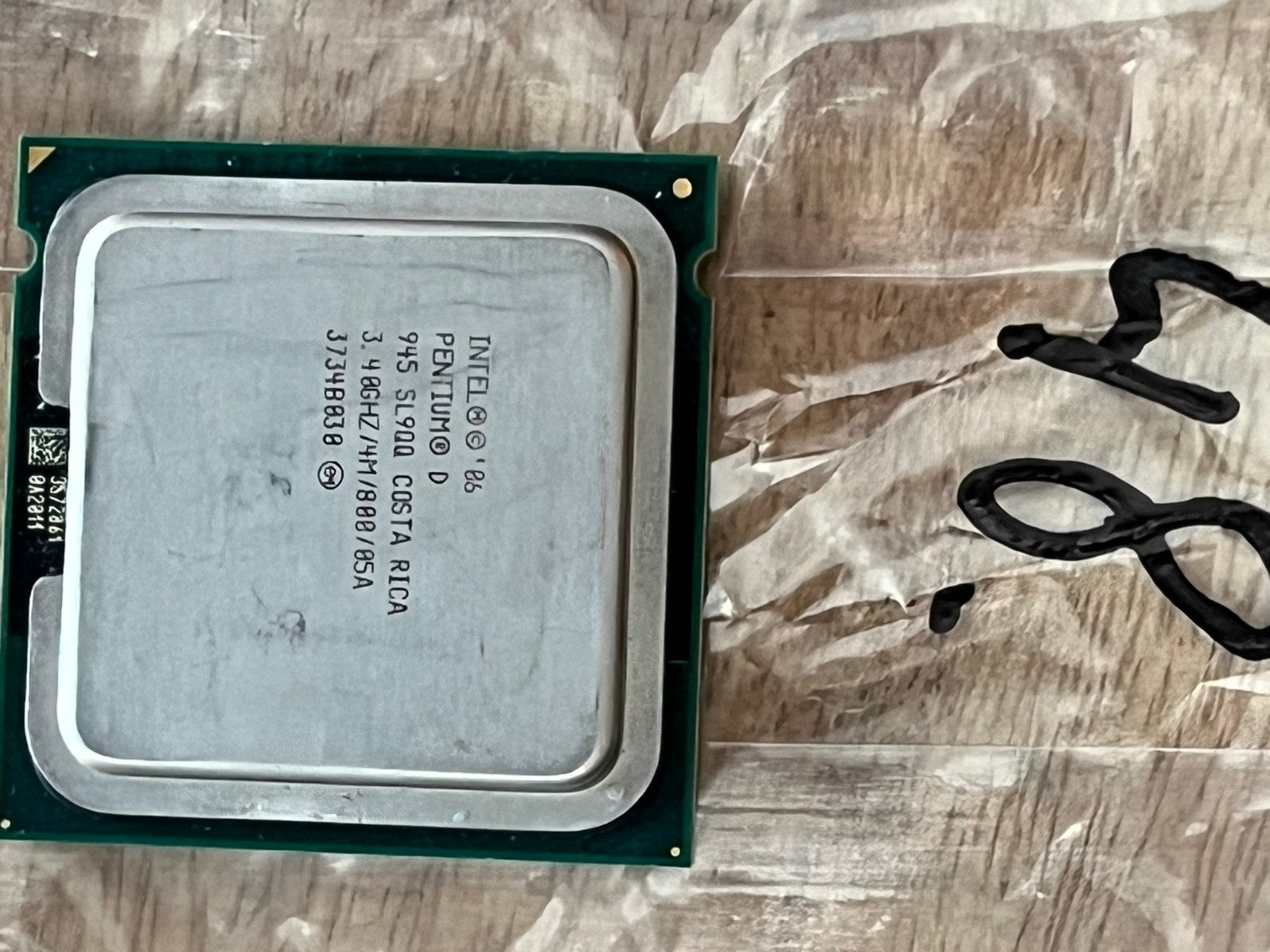 #48 - Intel Pentium D 945 SL90Q 3.4GHz/4M/800/05A Processor, Computers en Software, Processors, Verzenden, Gebruikt, 2-core, 3 tot 4 Ghz