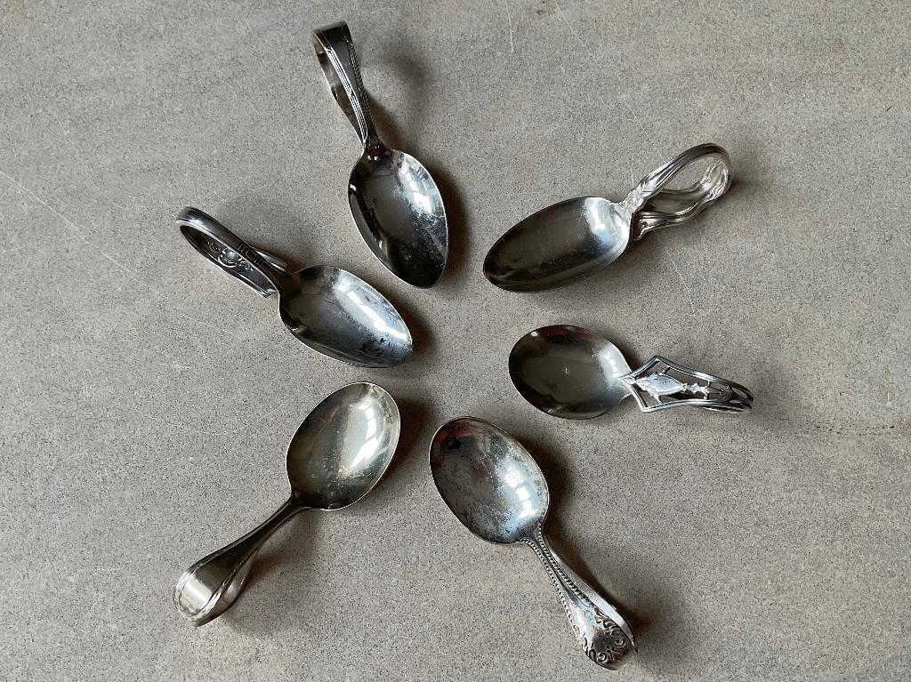 6 aparte verschillende antieke verzilverde apero lepels, Verzenden