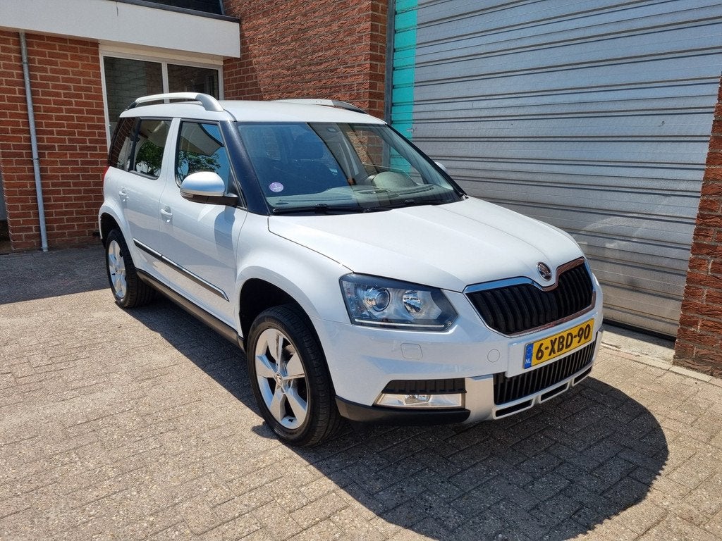 Skoda Yeti Outdoor 1.4 TSI Greentech Elegance Navi! Bj:2014, Auto's, Skoda, Voorwielaandrijving, Euro 5, Gebruikt, 1290 kg