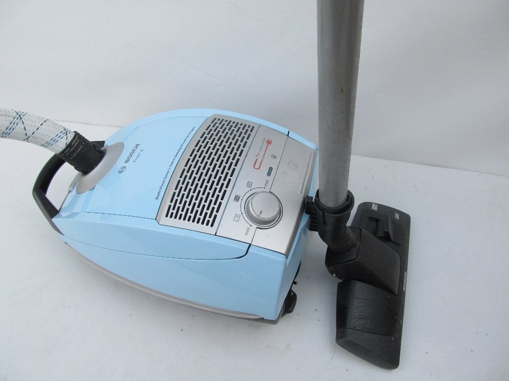 Bosch Free'e stofzuiger blauw met extra lang snoer, Gebruikt, Miele, Sledestofzuiger, Minder dan 1200 watt