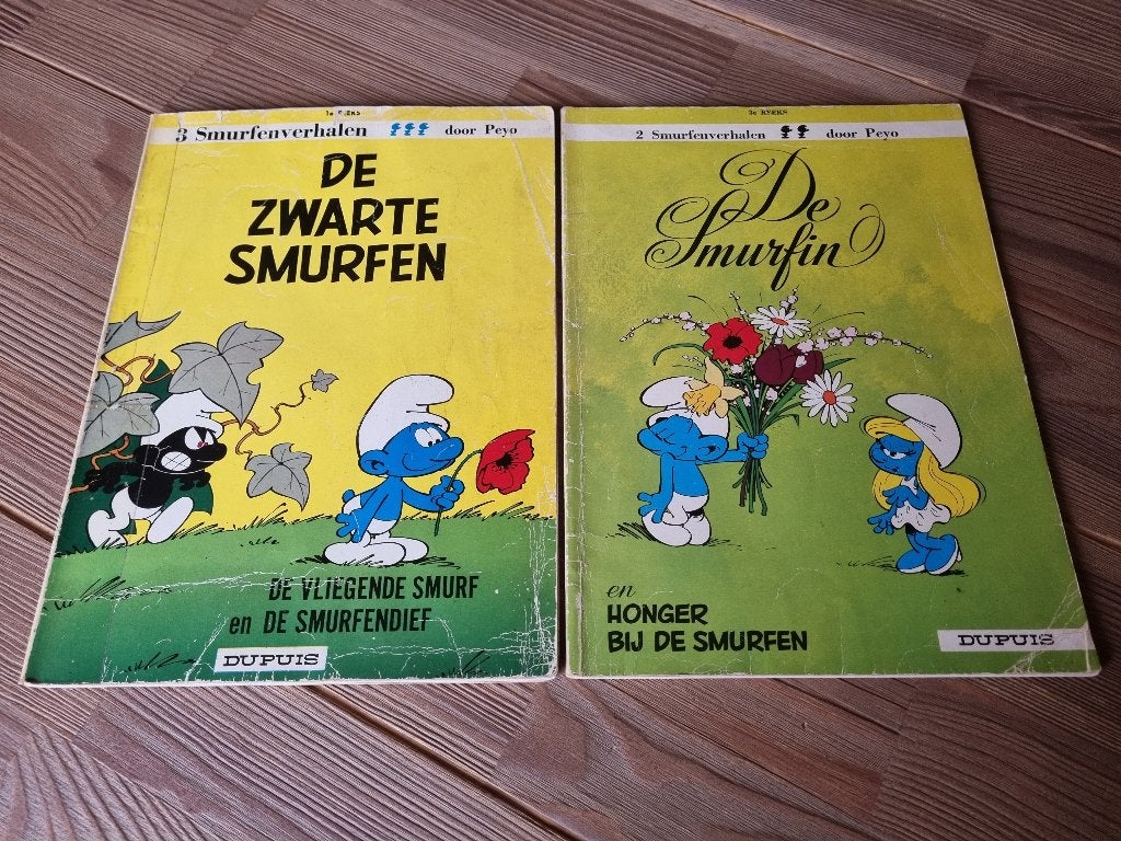 2 Vintage Stripboeken de Smurfin en De Zwarte Smurfen, Boeken, Meerdere stripboeken, Verzenden, Gelezen, Peyo