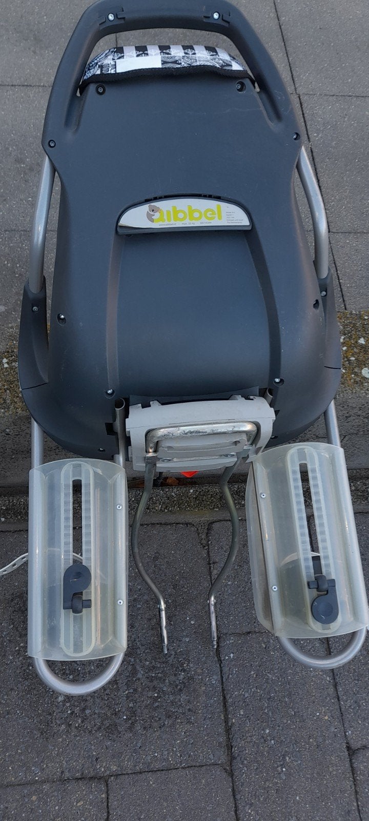 qibbel air fietszitje achter met voetsteuntjes, Fietsen en Brommers, Achterzitje, Bobike, Ophalen, 15 t/m 25 kg